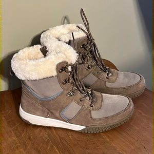 Vintage 1948 boots - 213